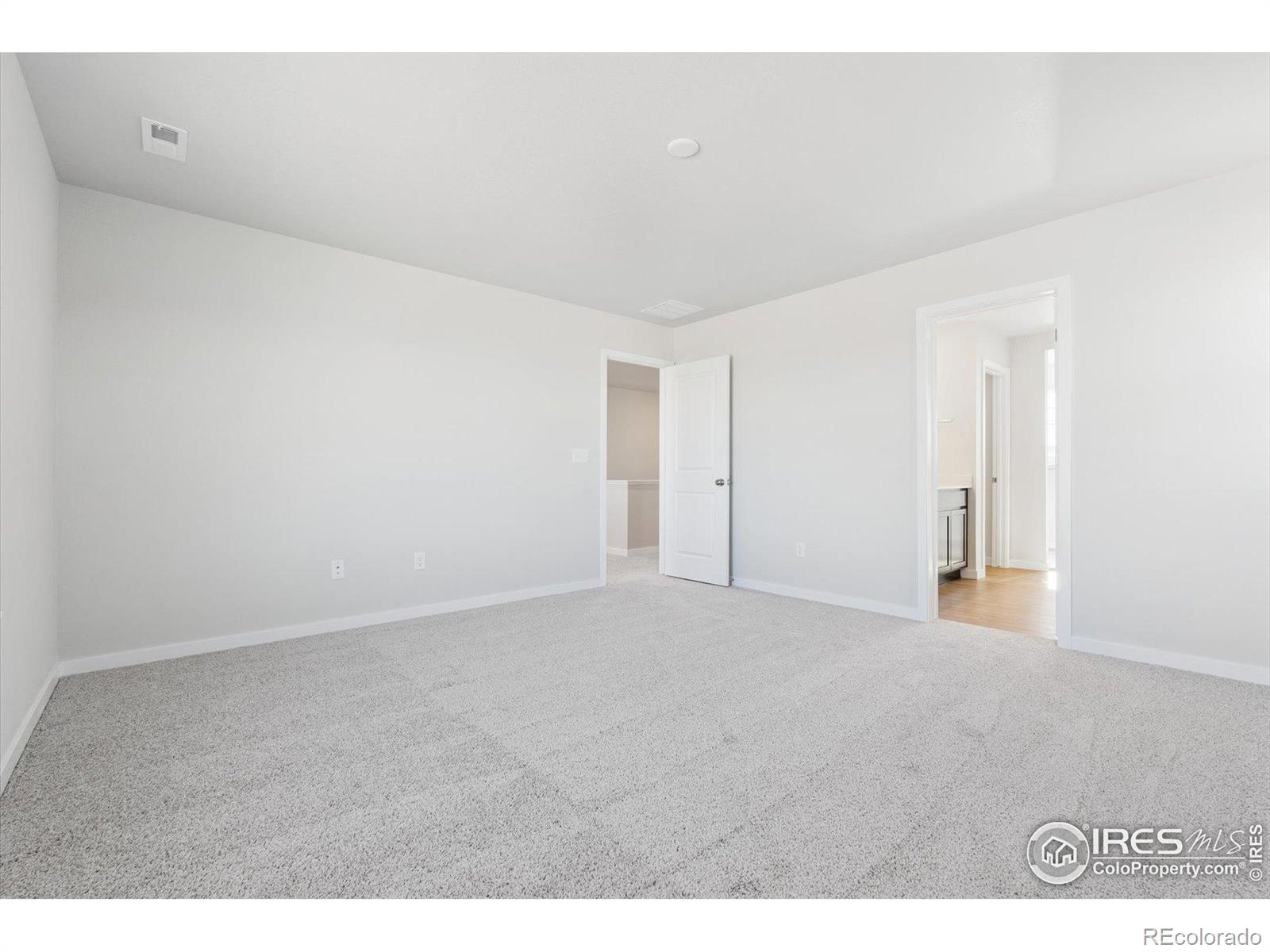 MLS Image #20 for 866  mesic lane,windsor, Colorado