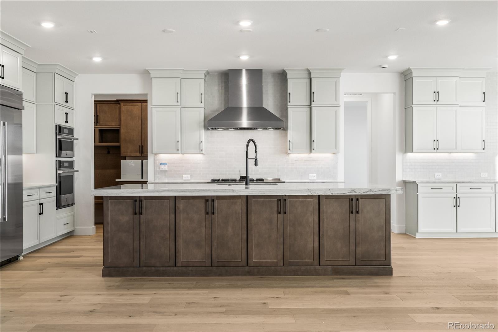 MLS Image #17 for 6466  still pine circle,castle pines, Colorado
