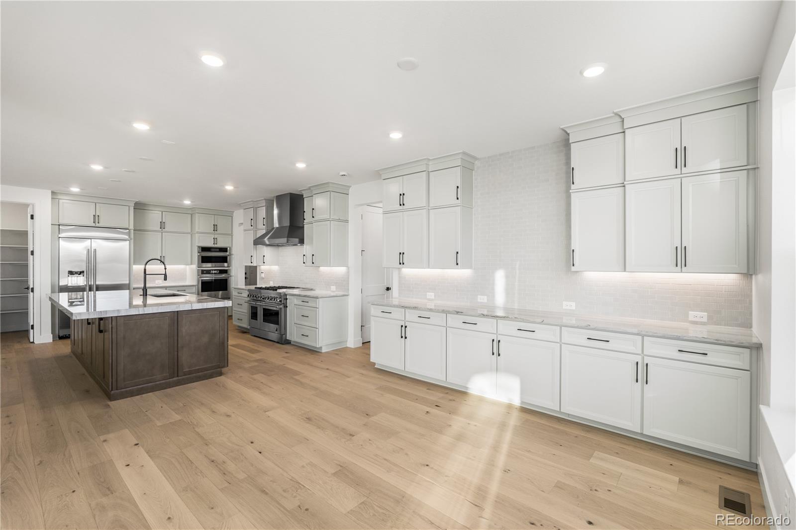 MLS Image #3 for 6466  still pine circle,castle pines, Colorado