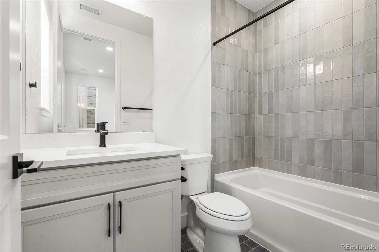 MLS Image #31 for 6466  still pine circle,castle pines, Colorado