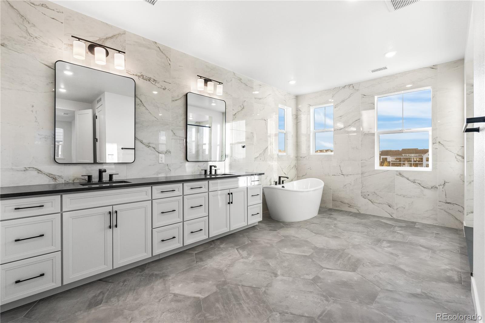 MLS Image #33 for 6466  still pine circle,castle pines, Colorado
