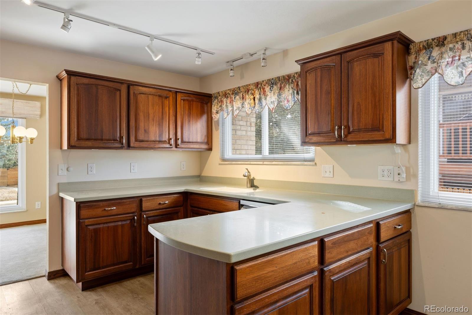 MLS Image #4 for 2594 s lima way,aurora, Colorado