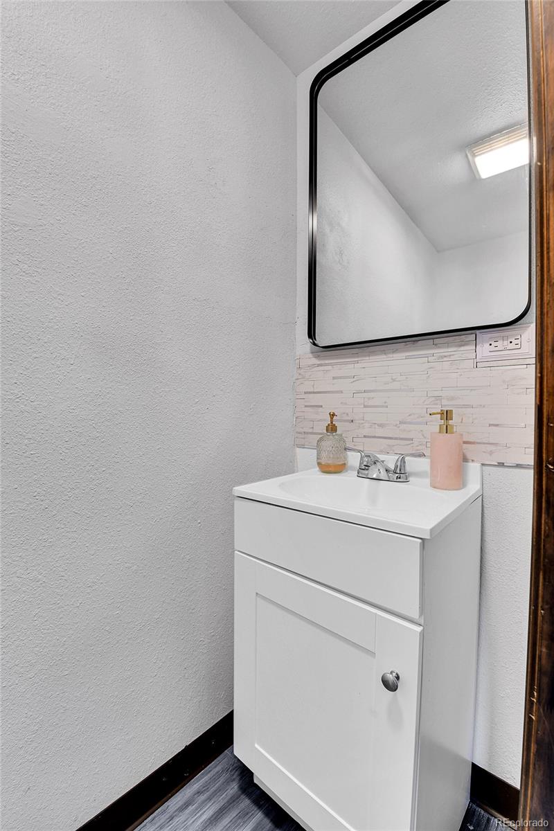MLS Image #12 for 1323 s idalia street,aurora, Colorado