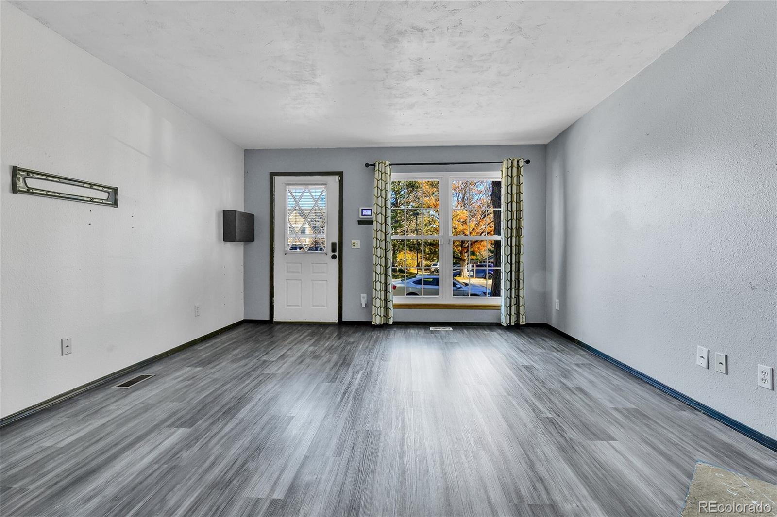 MLS Image #5 for 1323 s idalia street,aurora, Colorado