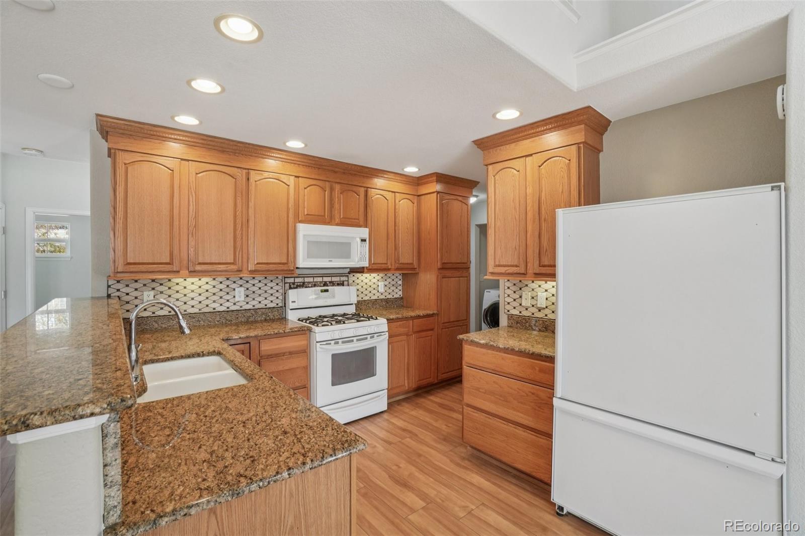 MLS Image #9 for 6703 w yale avenue,lakewood, Colorado