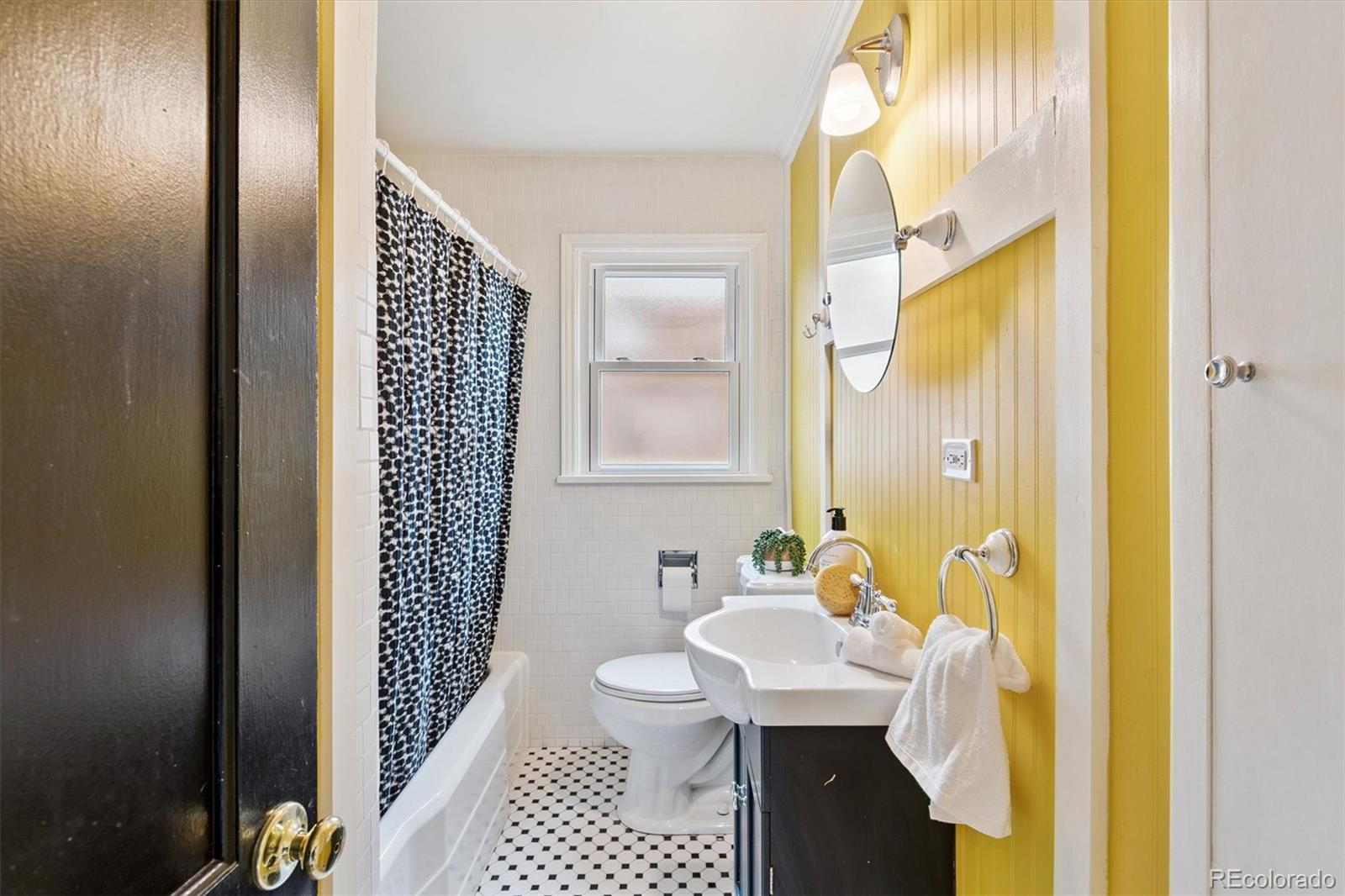 MLS Image #16 for 3890 s cherokee street,englewood, Colorado