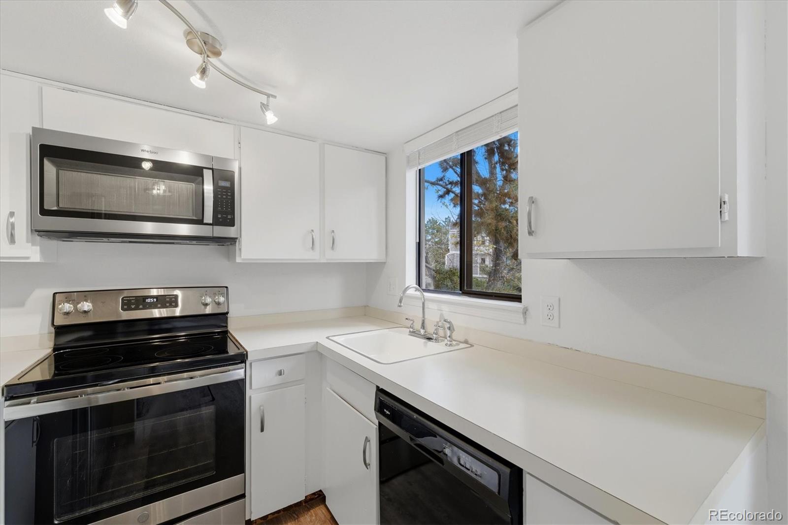 MLS Image #8 for 105 s nome street ,aurora, Colorado