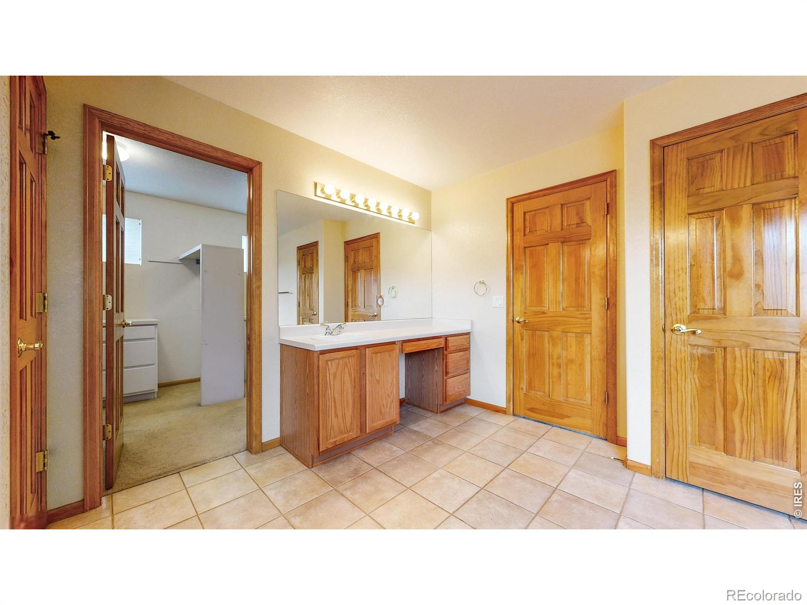 MLS Image #18 for 5904 s ukraine street,aurora, Colorado