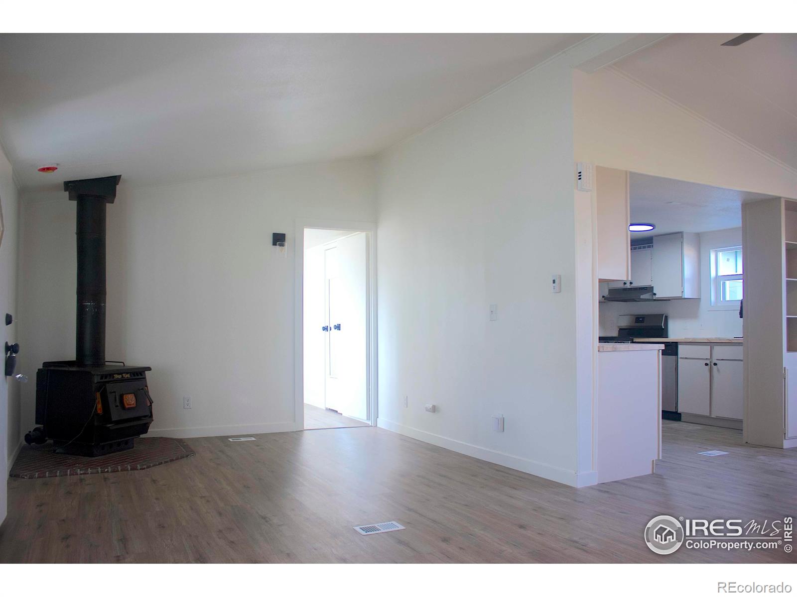 MLS Image #10 for 27273  5th avenue,gill, Colorado