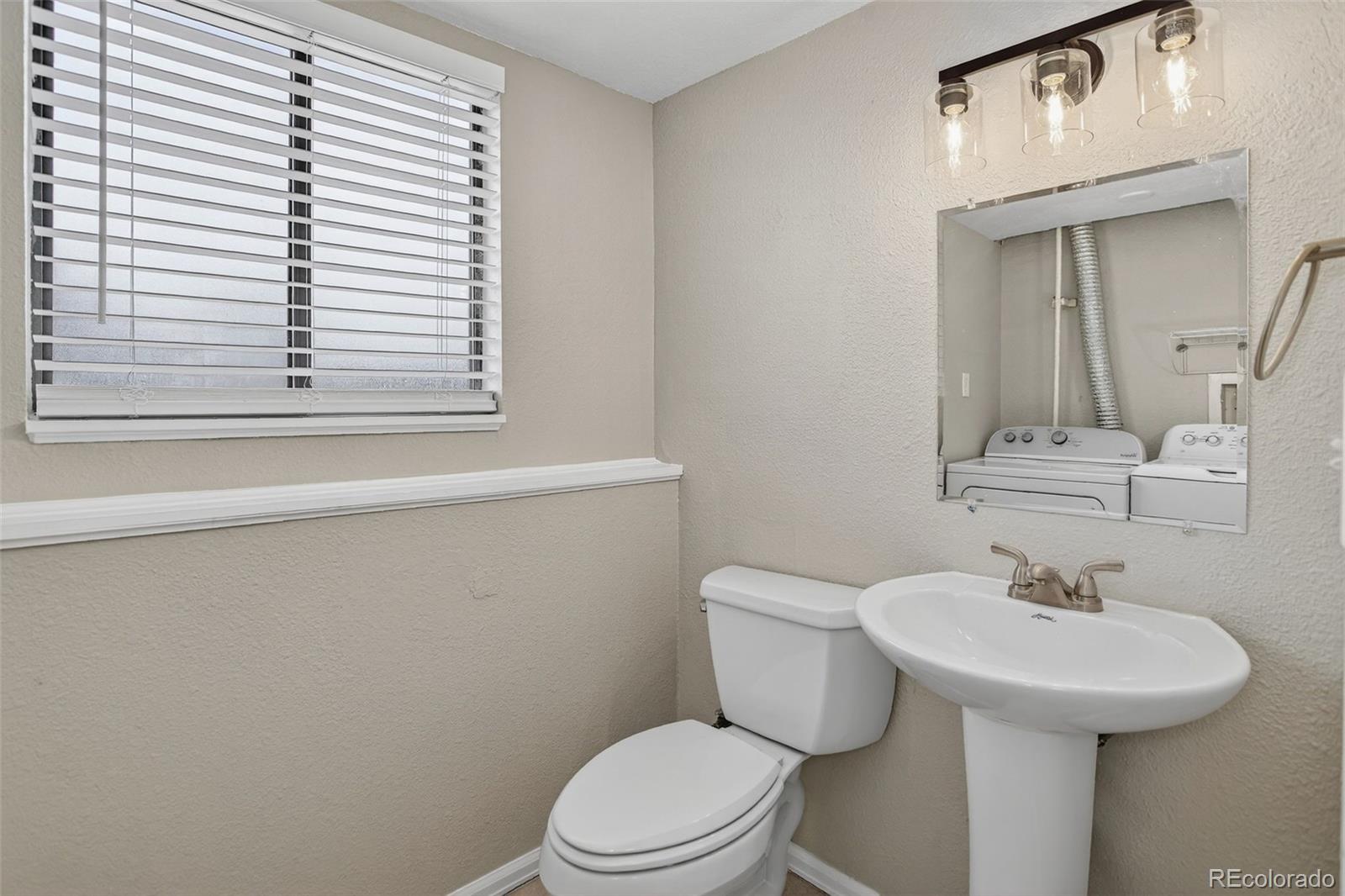MLS Image #20 for 1404 s argonne circle,aurora, Colorado