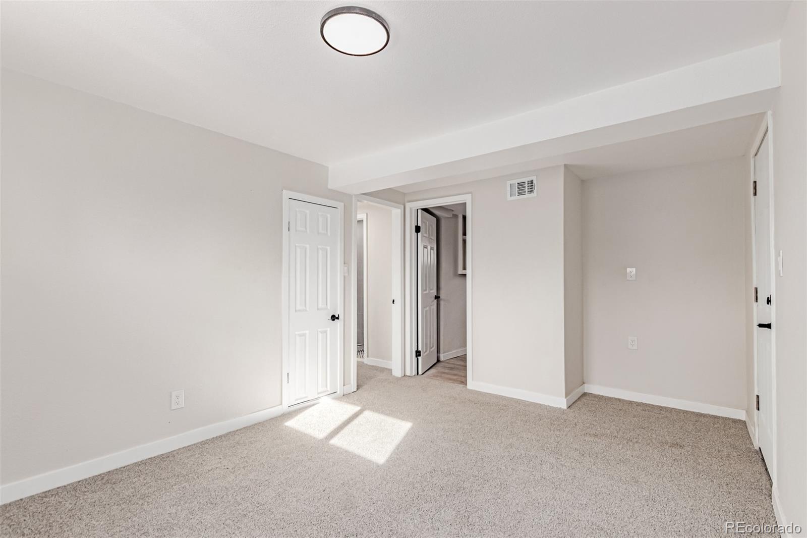 MLS Image #15 for 1997 e euclid avenue,centennial, Colorado