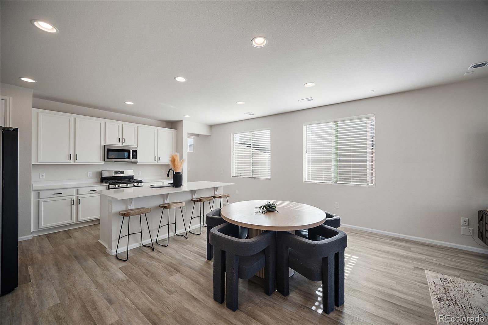 MLS Image #10 for 10296  country manor drive,peyton, Colorado