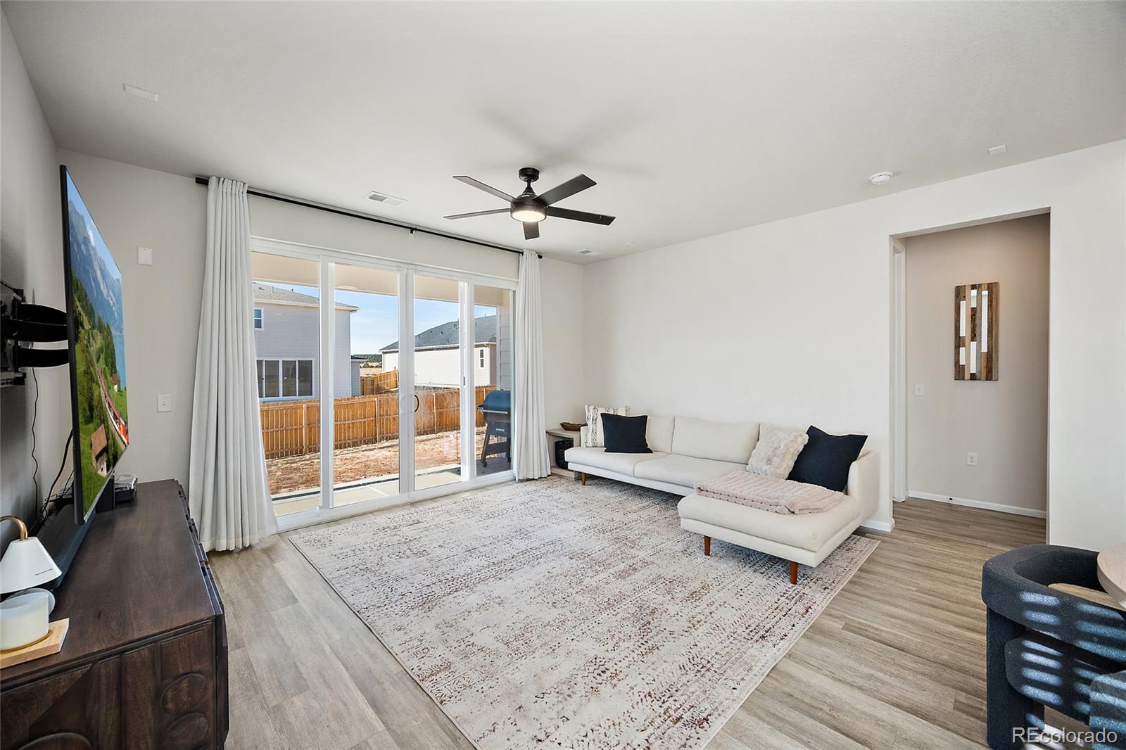 MLS Image #12 for 10296  country manor drive,peyton, Colorado