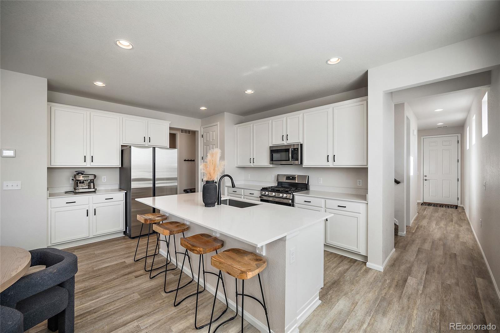 MLS Image #4 for 10296  country manor drive,peyton, Colorado