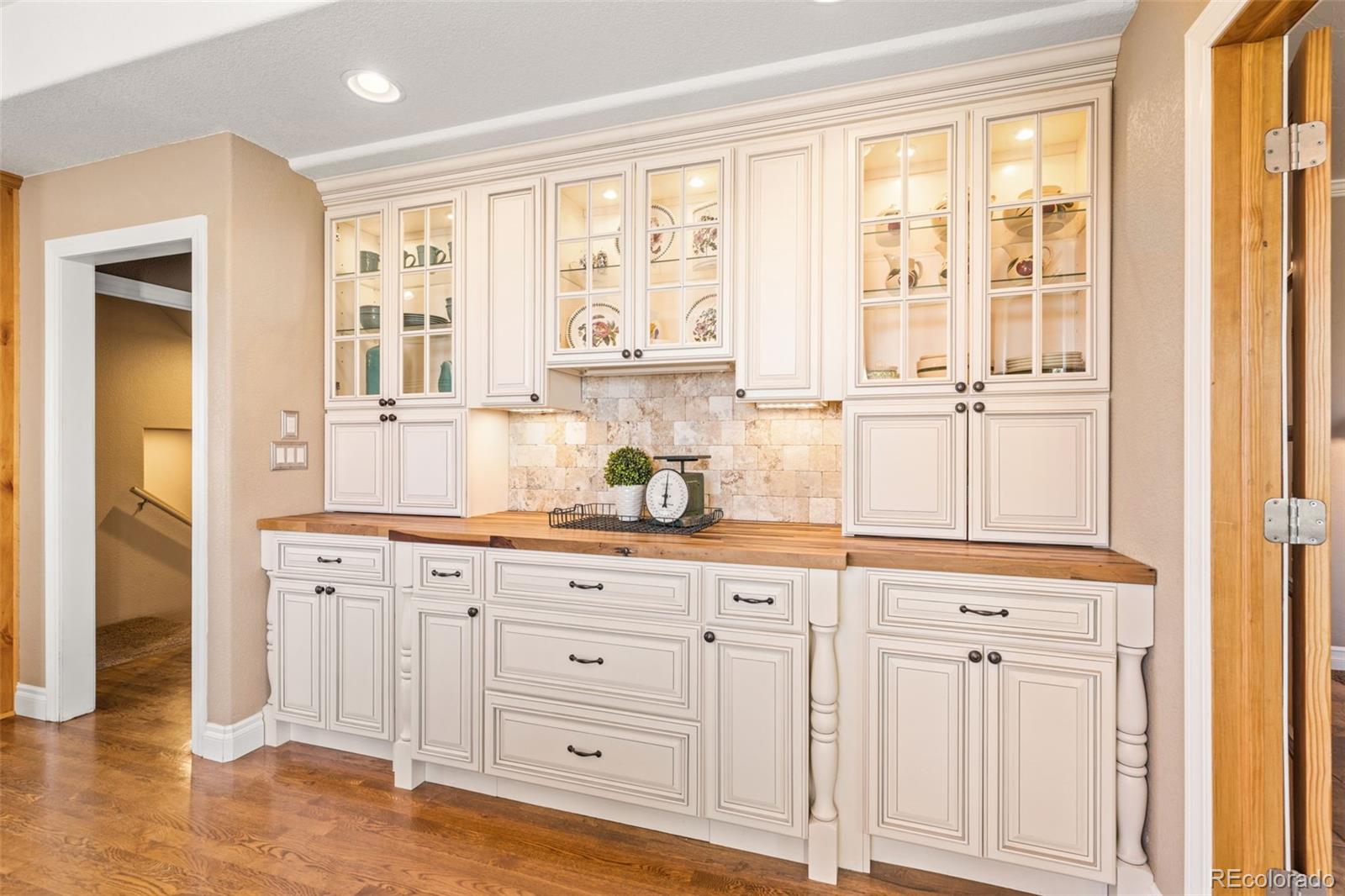 MLS Image #15 for 1822  quarter lane,berthoud, Colorado