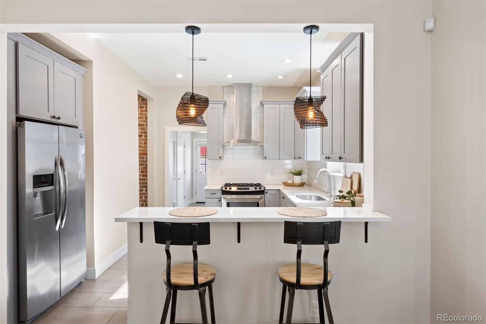MLS Image #8 for 664 s grant street,denver, Colorado