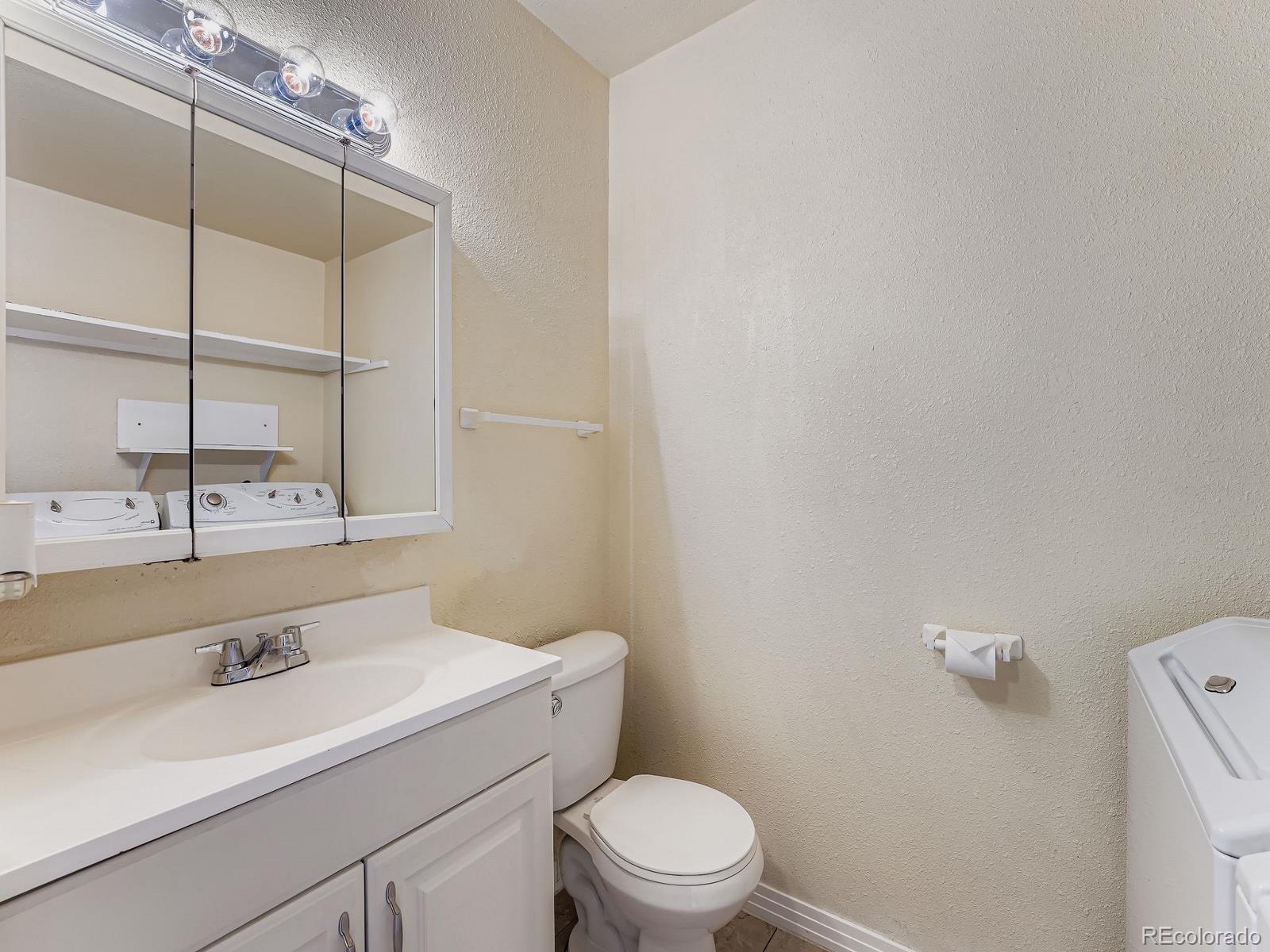 MLS Image #15 for 15747 e 13th place ,aurora, Colorado
