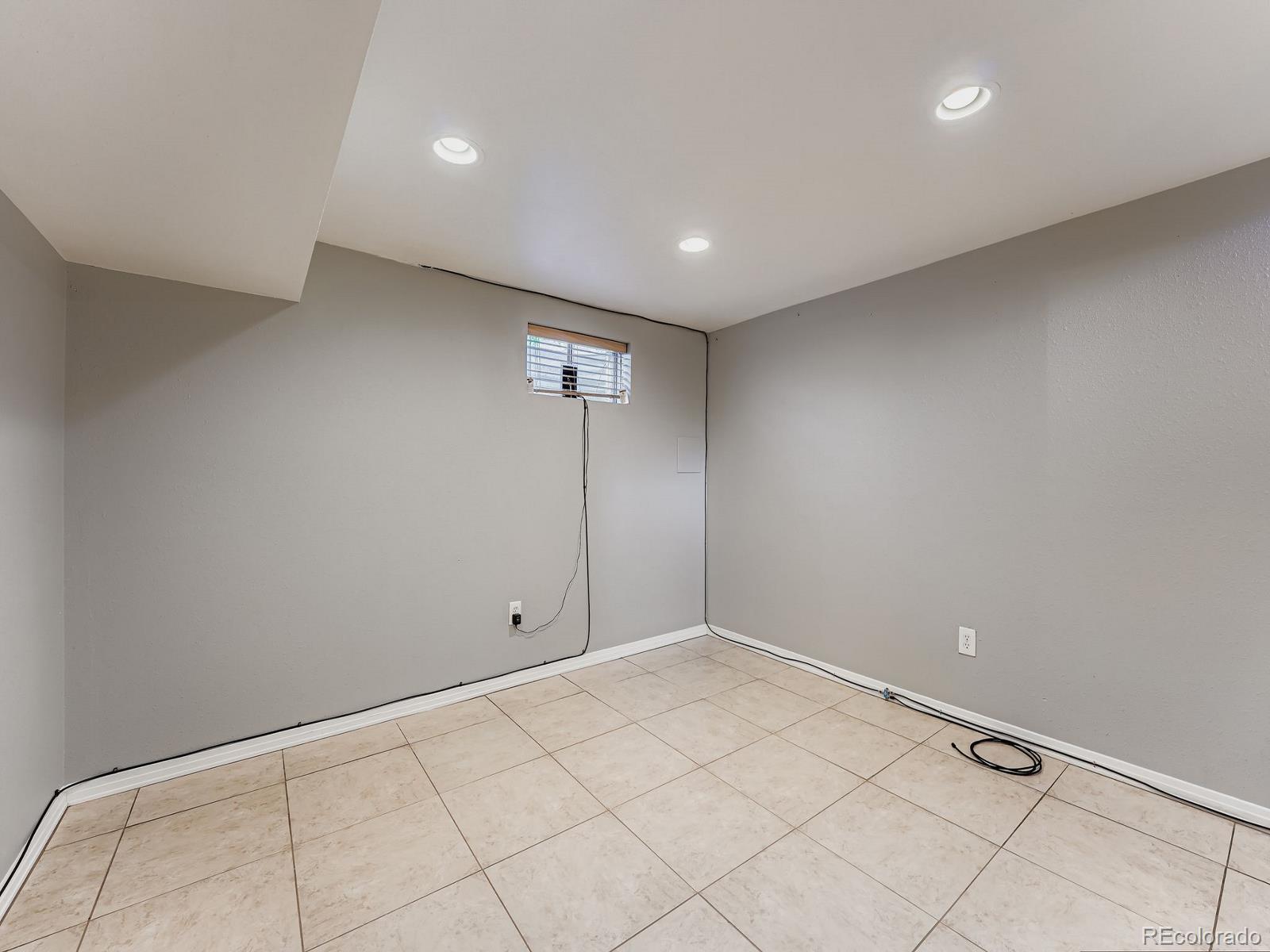 MLS Image #26 for 15747 e 13th place ,aurora, Colorado