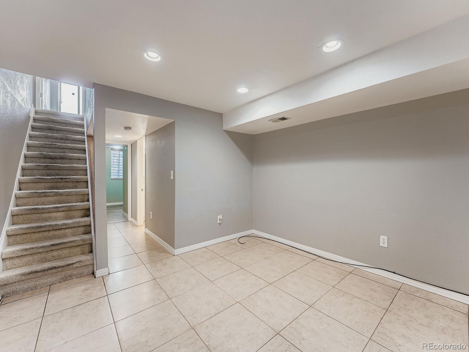 MLS Image #27 for 15747 e 13th place ,aurora, Colorado