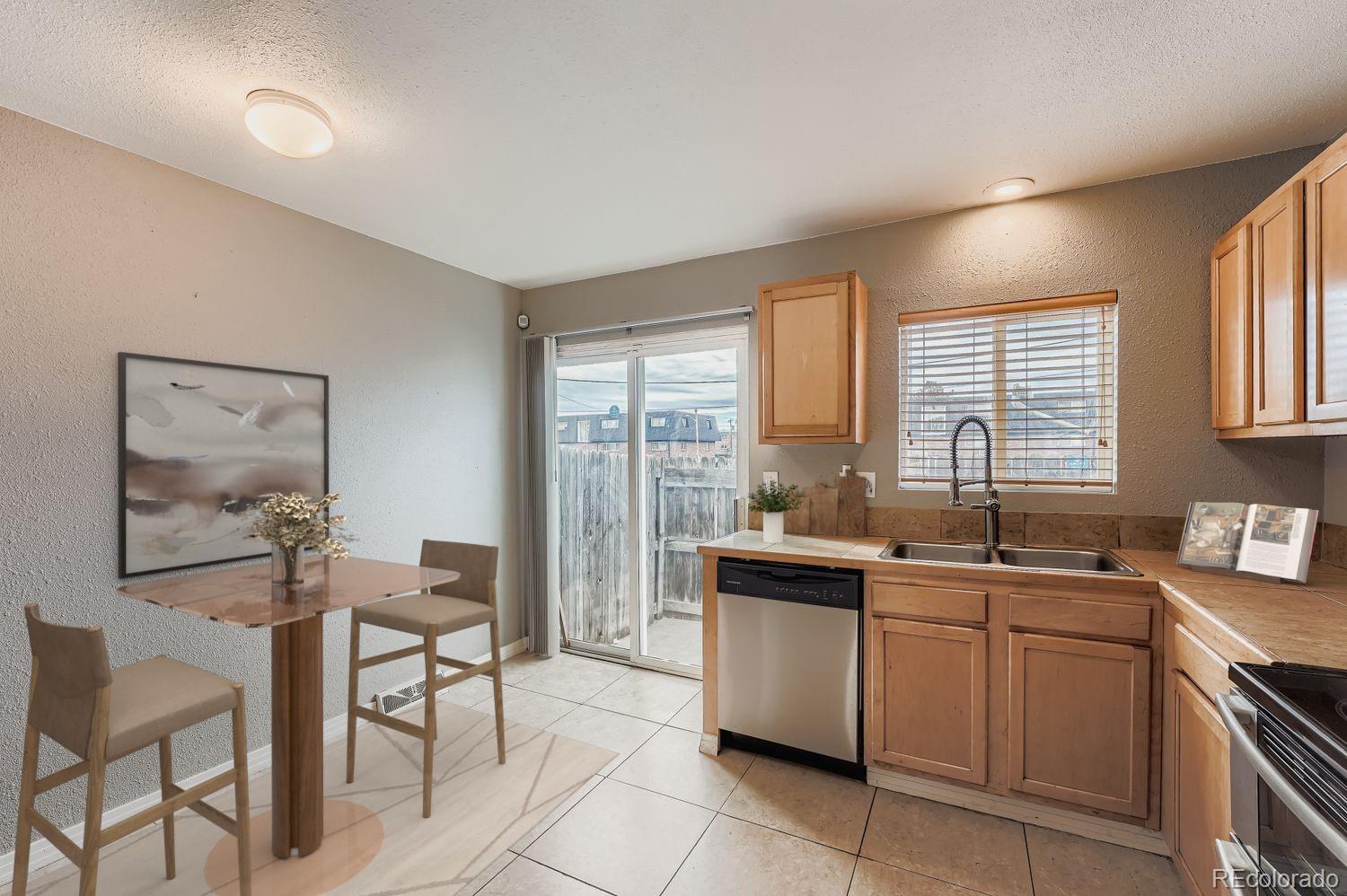 MLS Image #3 for 15747 e 13th place ,aurora, Colorado