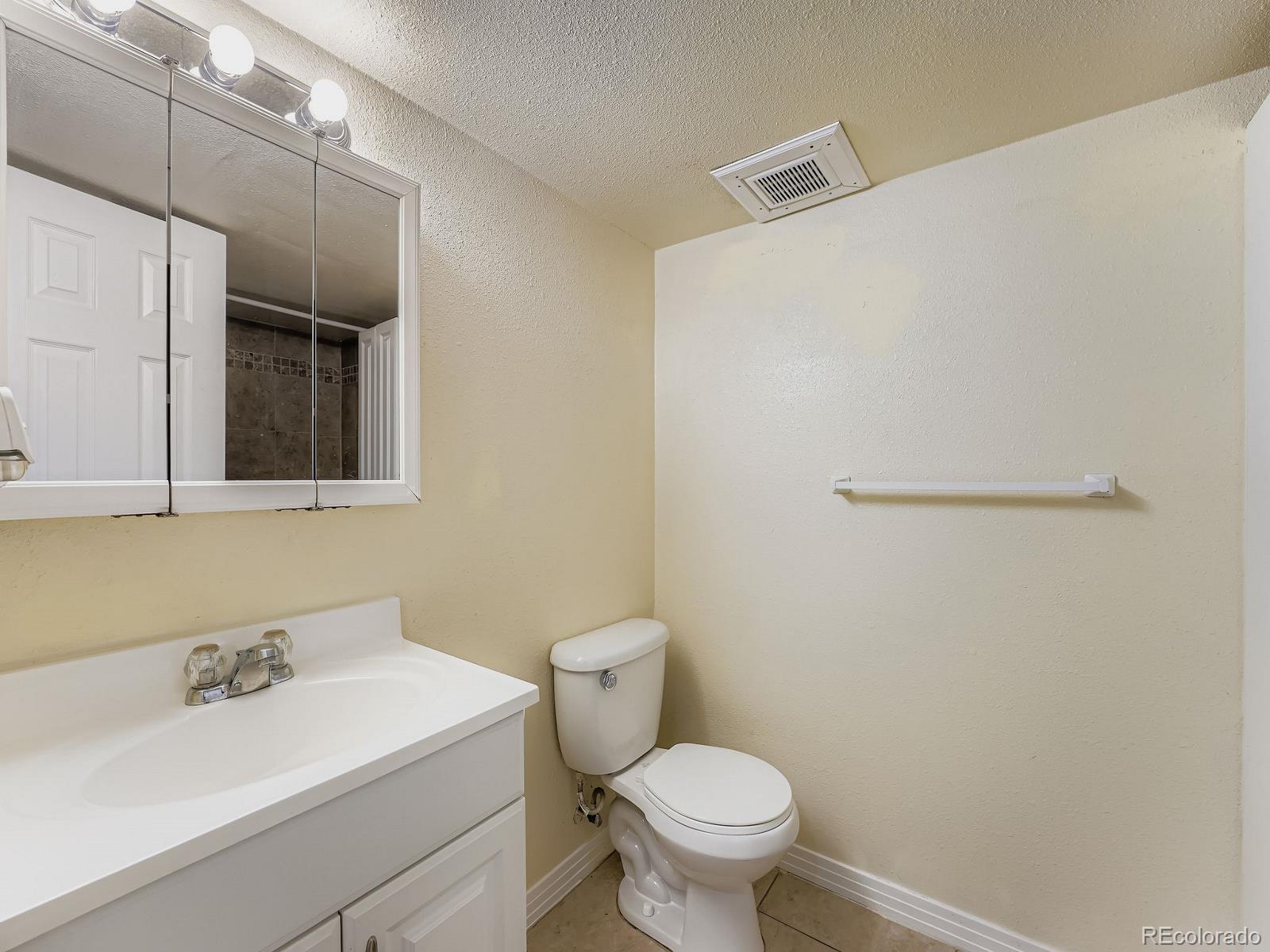 MLS Image #30 for 15747 e 13th place ,aurora, Colorado