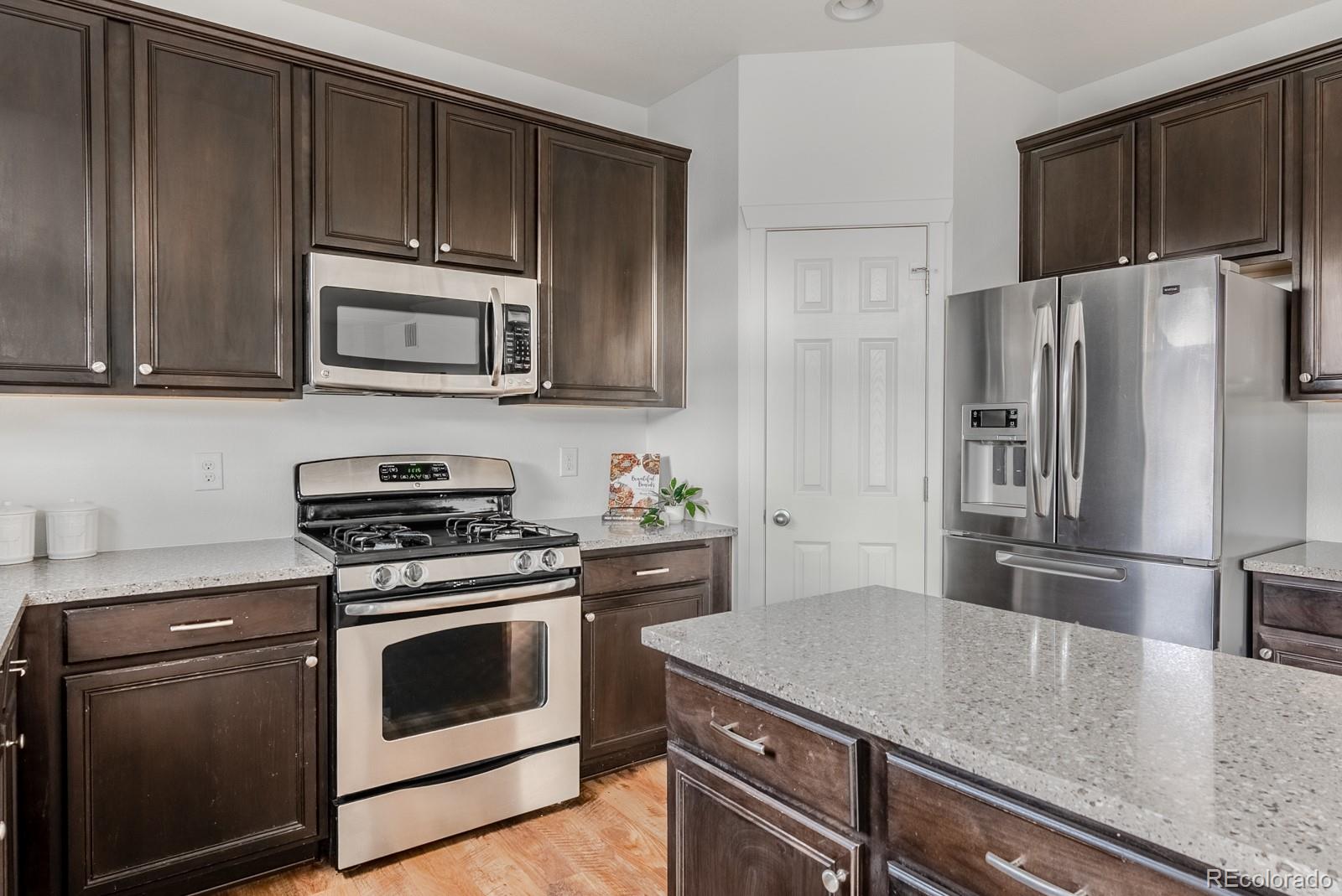 MLS Image #10 for 14442 w 91st lane,arvada, Colorado