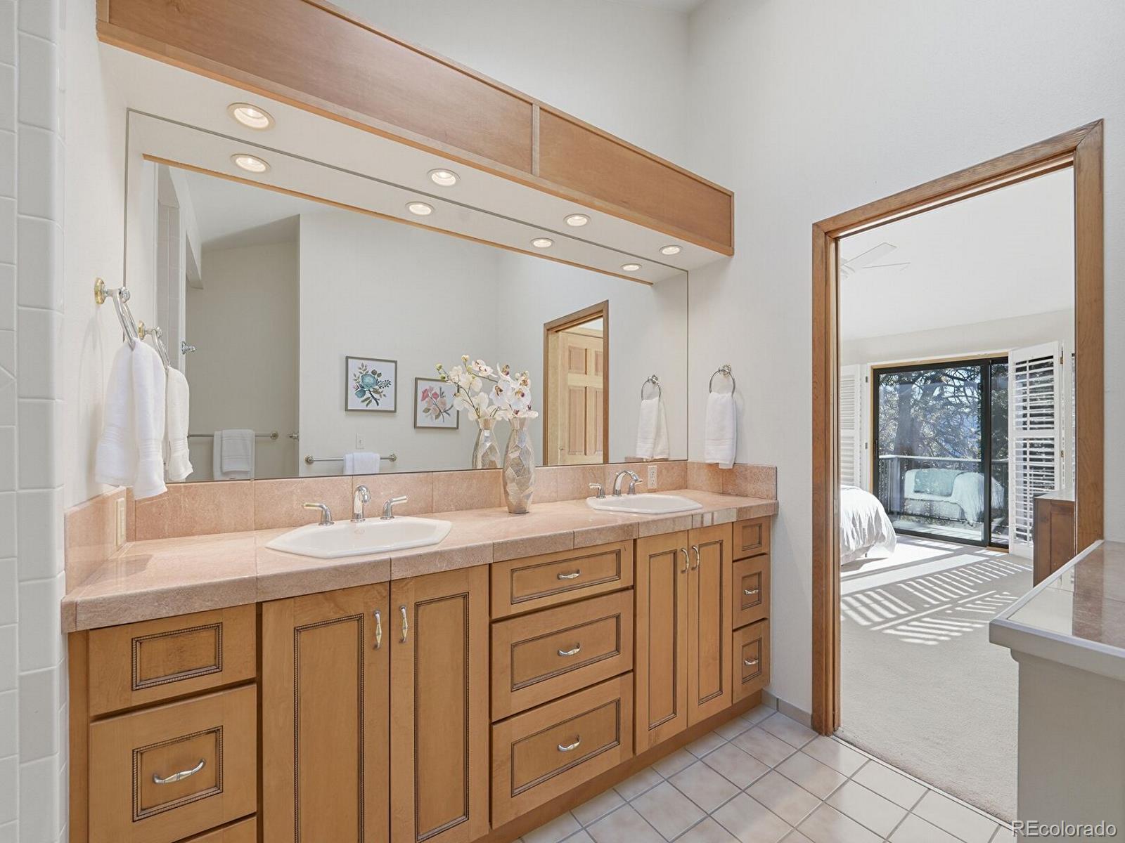 MLS Image #17 for 1375  southridge court,golden, Colorado