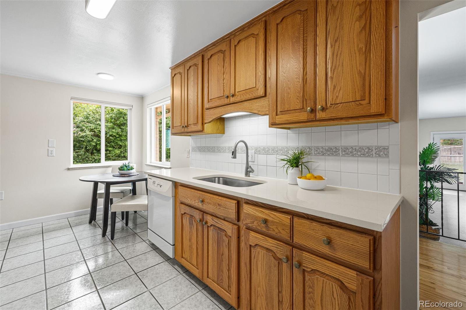 MLS Image #7 for 10560 w 23rd place,lakewood, Colorado