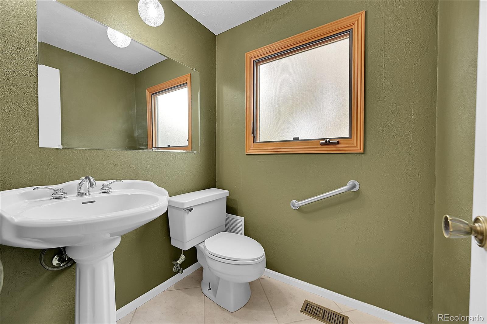 MLS Image #18 for 9127 w radcliffe drive,littleton, Colorado