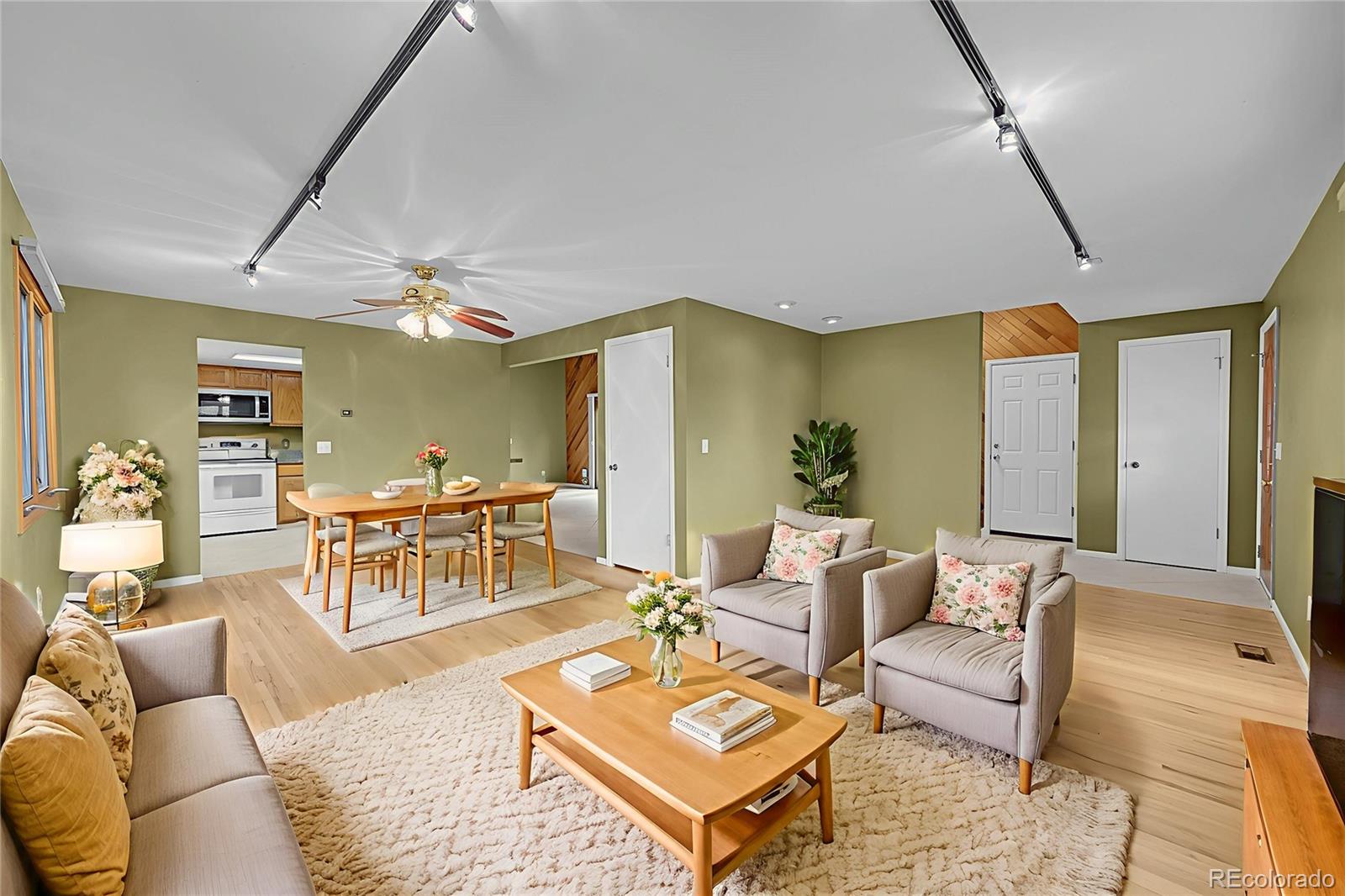 MLS Image #3 for 9127 w radcliffe drive,littleton, Colorado