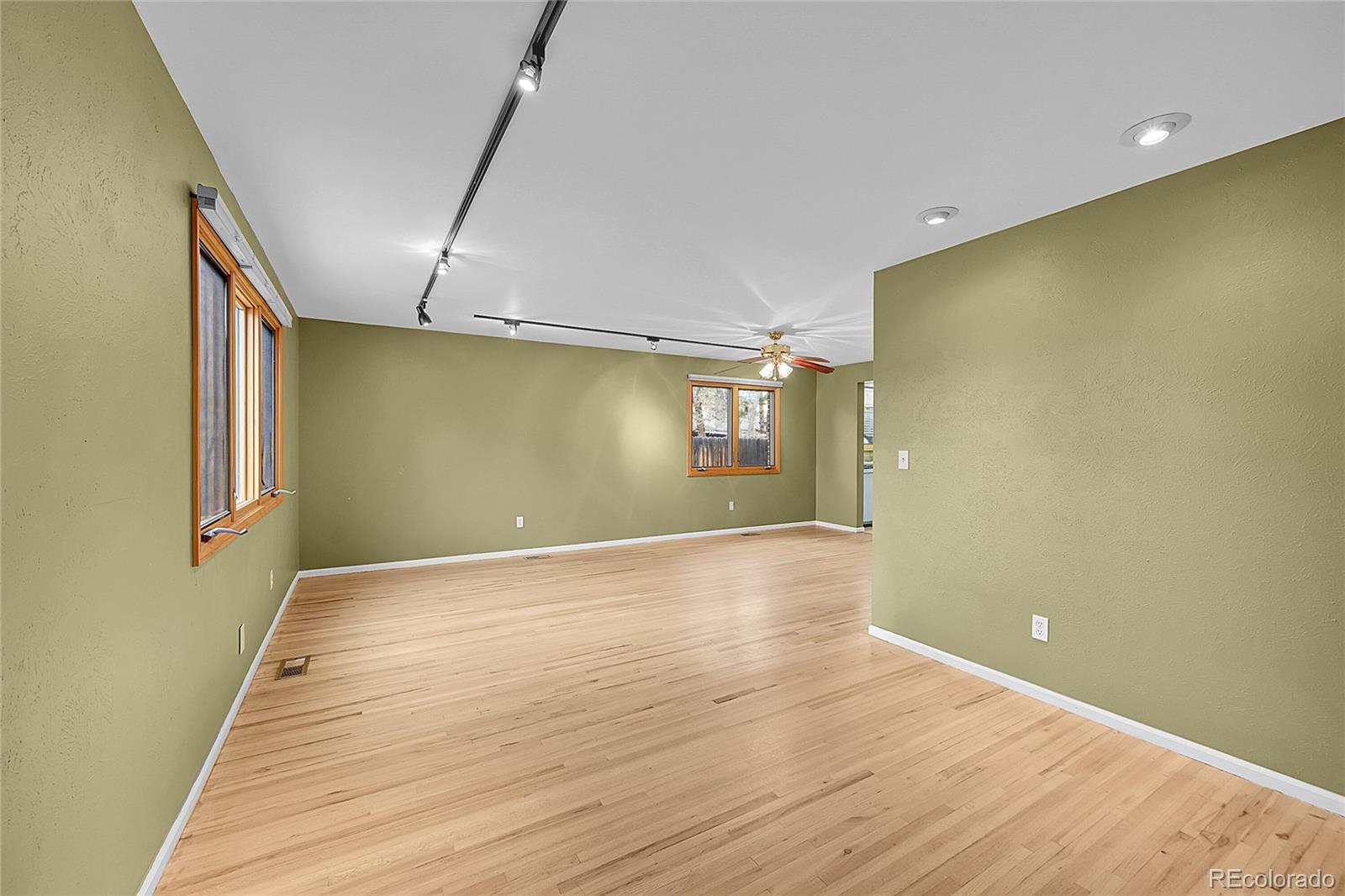 MLS Image #8 for 9127 w radcliffe drive,littleton, Colorado