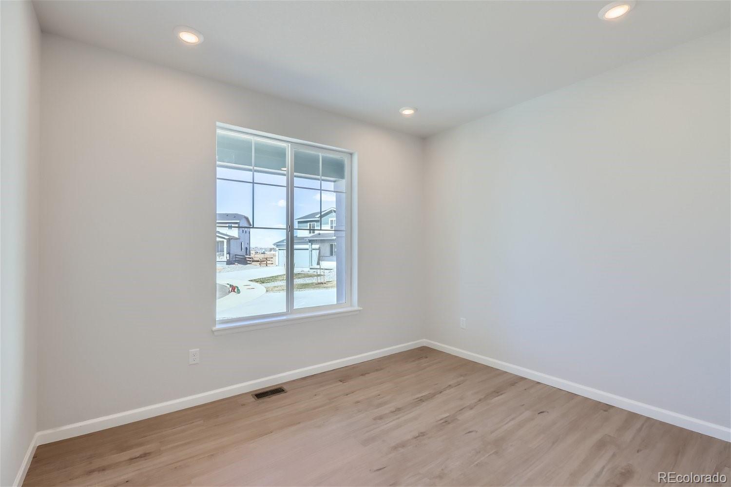 MLS Image #10 for 5830  farmstead place,mead, Colorado
