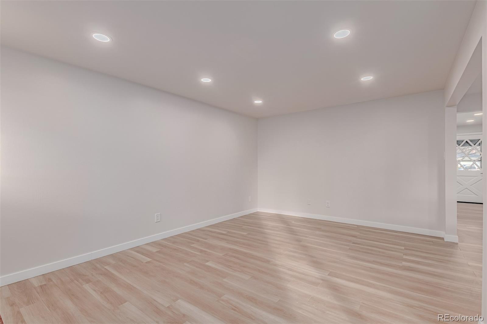 MLS Image #9 for 531  nome street,aurora, Colorado