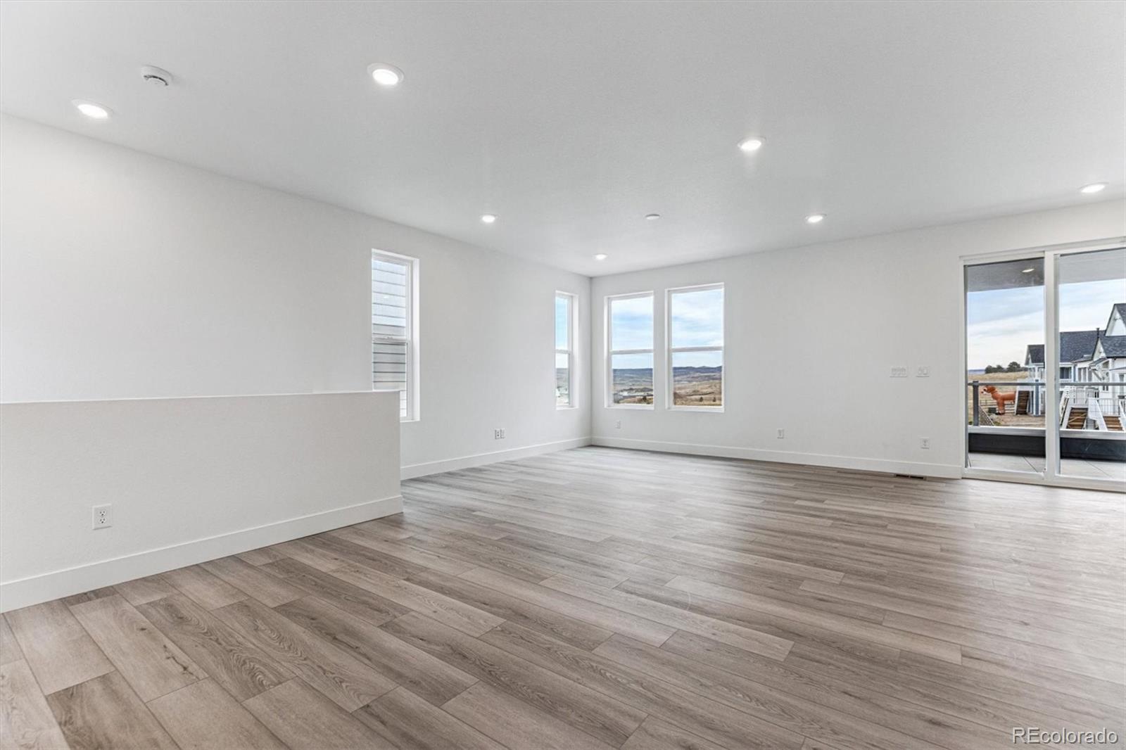 MLS Image #5 for 8489  snake river street,littleton, Colorado
