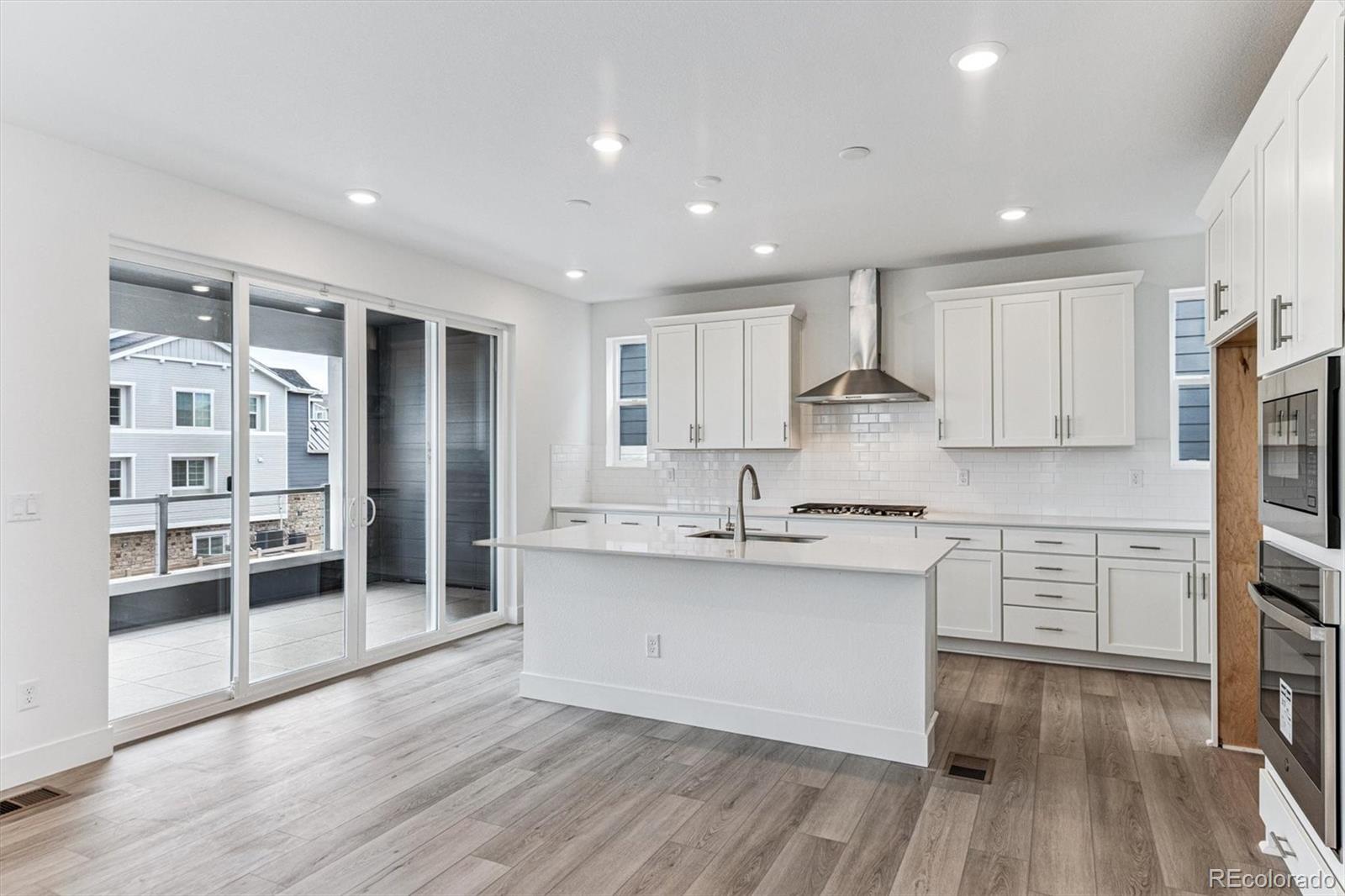 MLS Image #8 for 8489  snake river street,littleton, Colorado