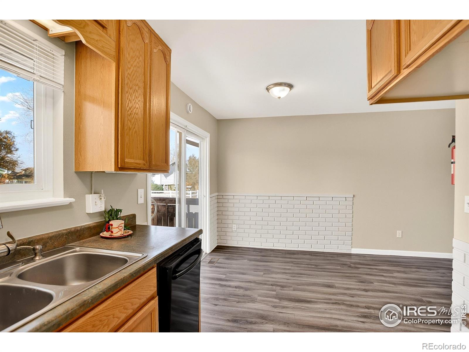 MLS Image #11 for 677  2nd street,firestone, Colorado