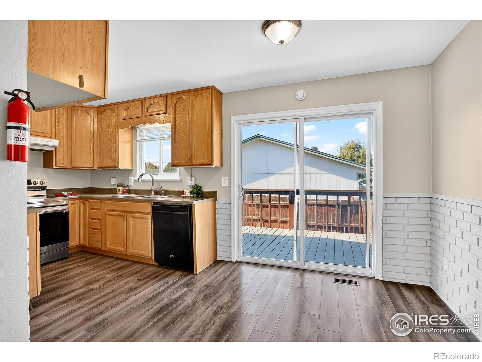 MLS Image #12 for 677  2nd street,firestone, Colorado
