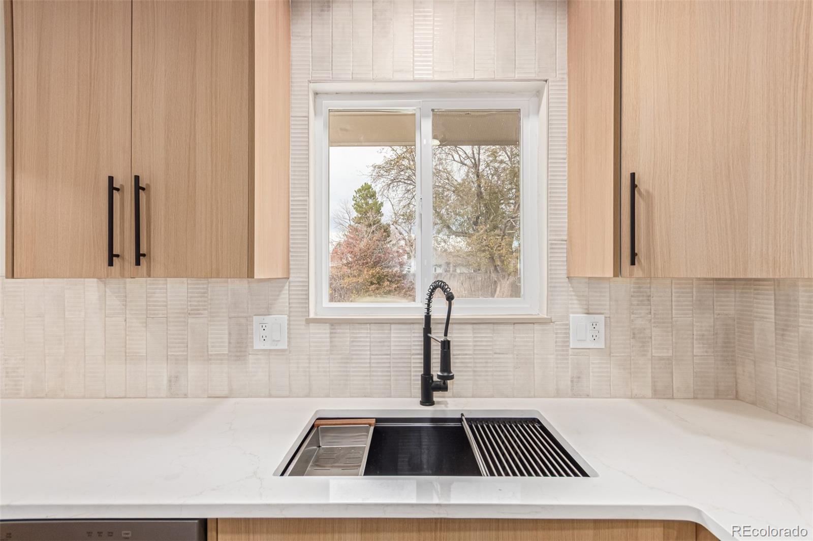 MLS Image #10 for 6437 w arbor drive,littleton, Colorado