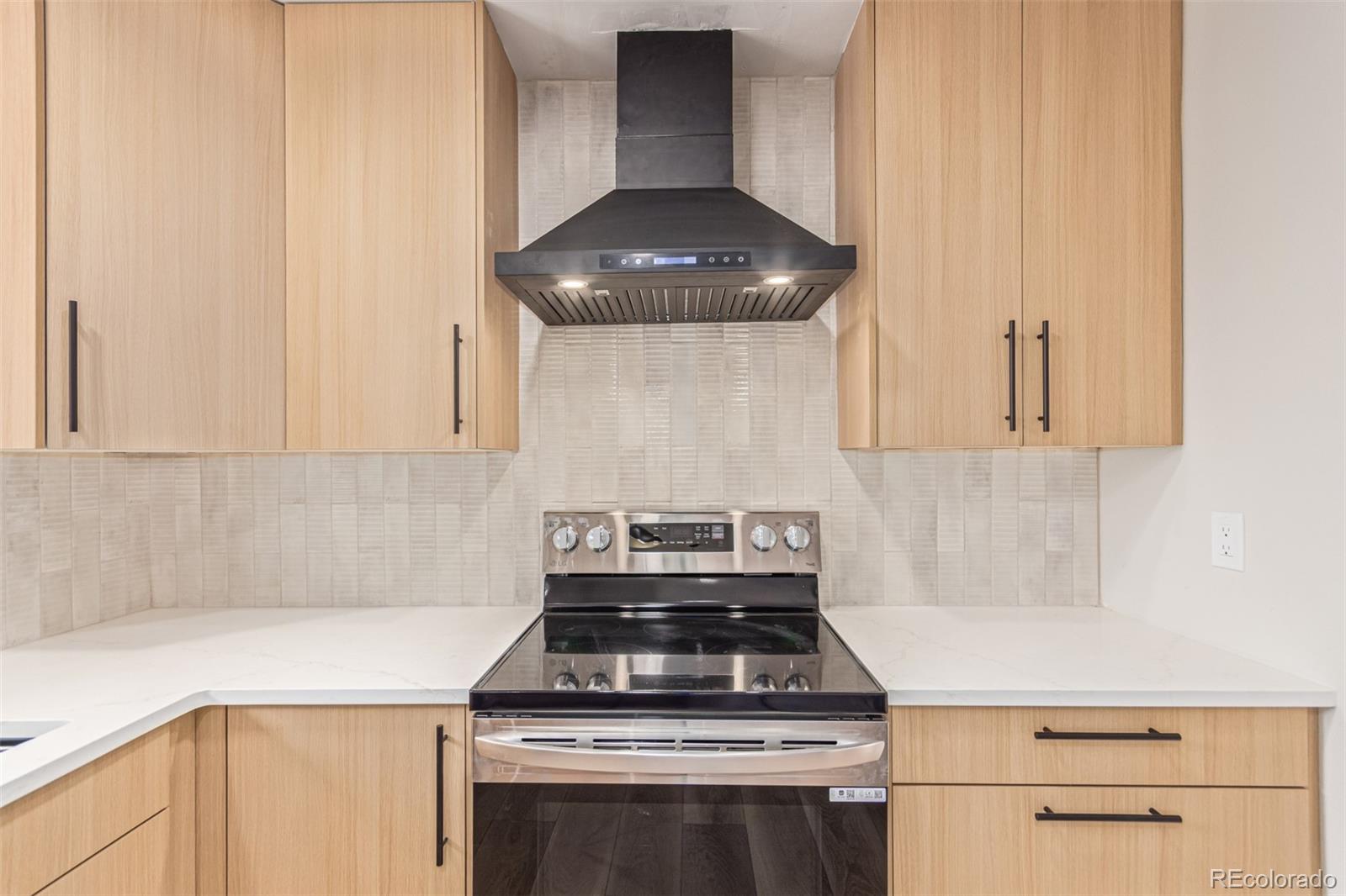 MLS Image #11 for 6437 w arbor drive,littleton, Colorado