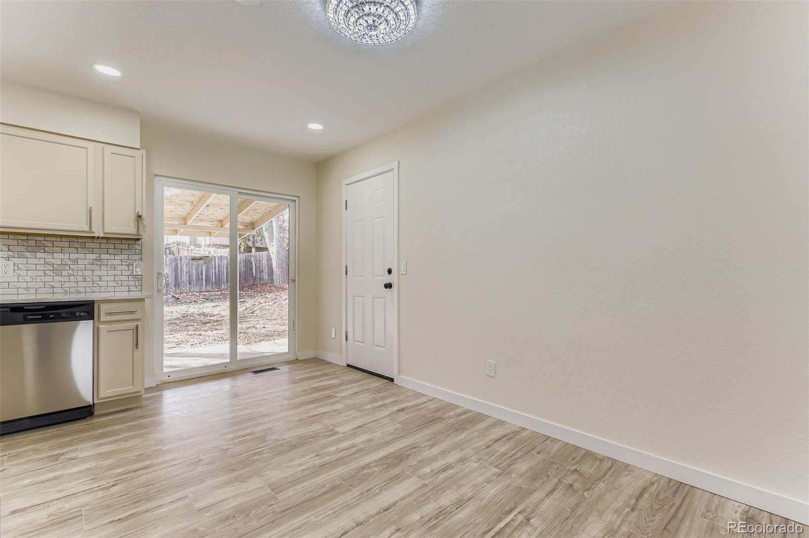 MLS Image #6 for 15512 e pacific place,aurora, Colorado