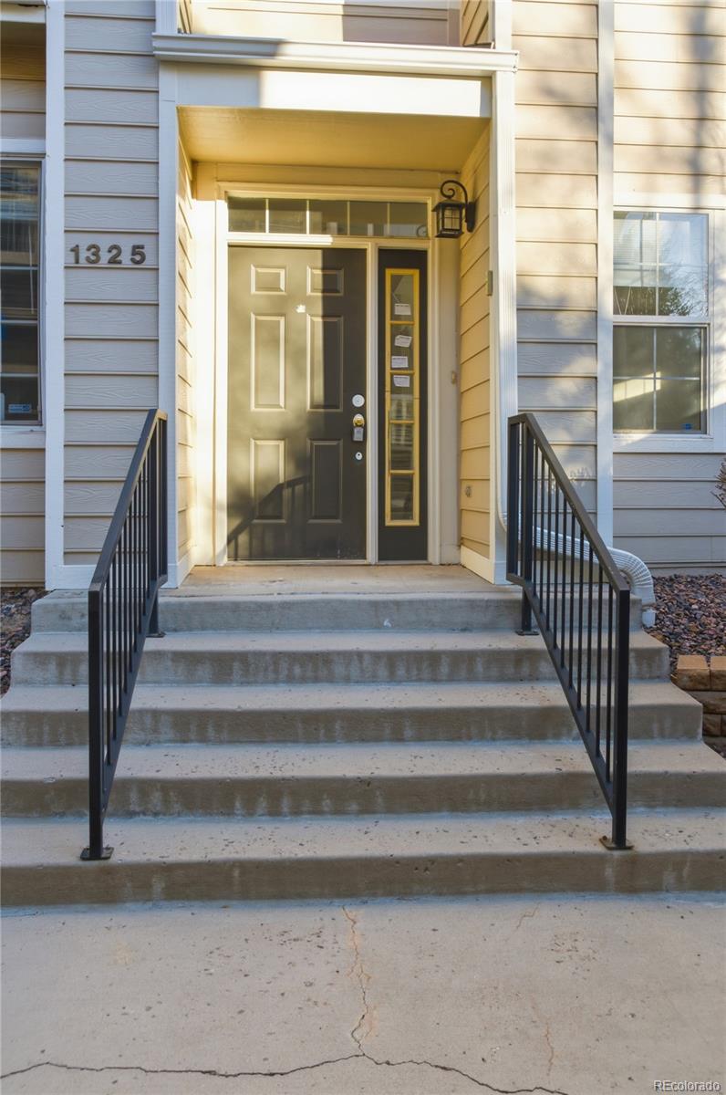 MLS Image #2 for 1325  carlyle park circle,highlands ranch, Colorado