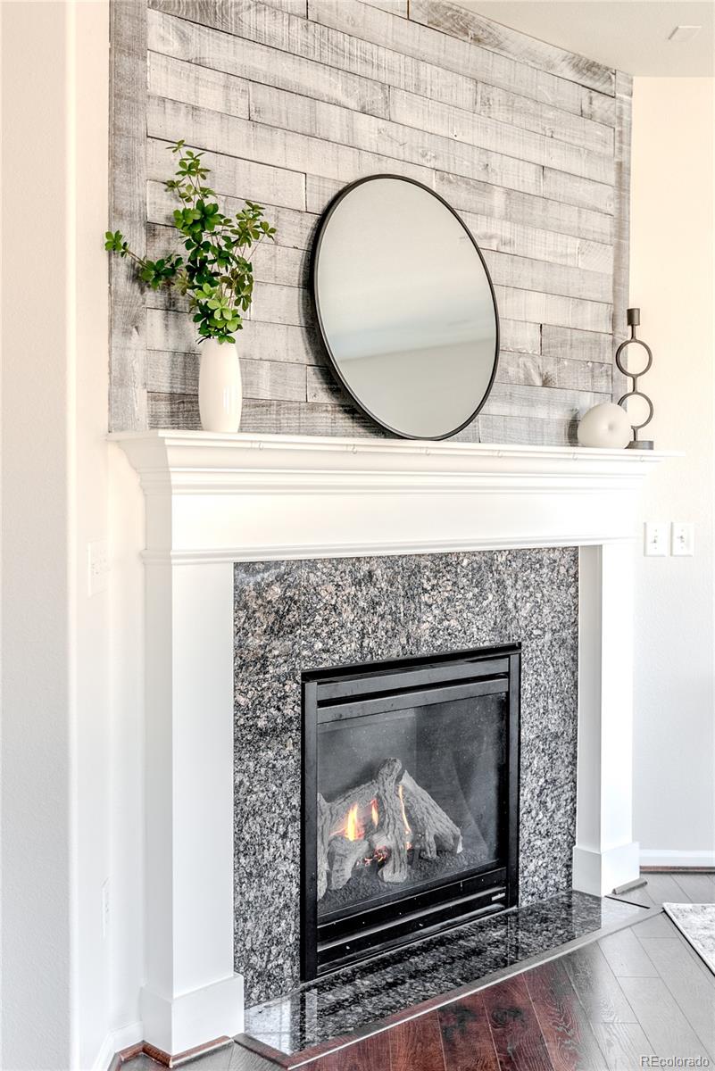 MLS Image #3 for 602  mathews way,erie, Colorado