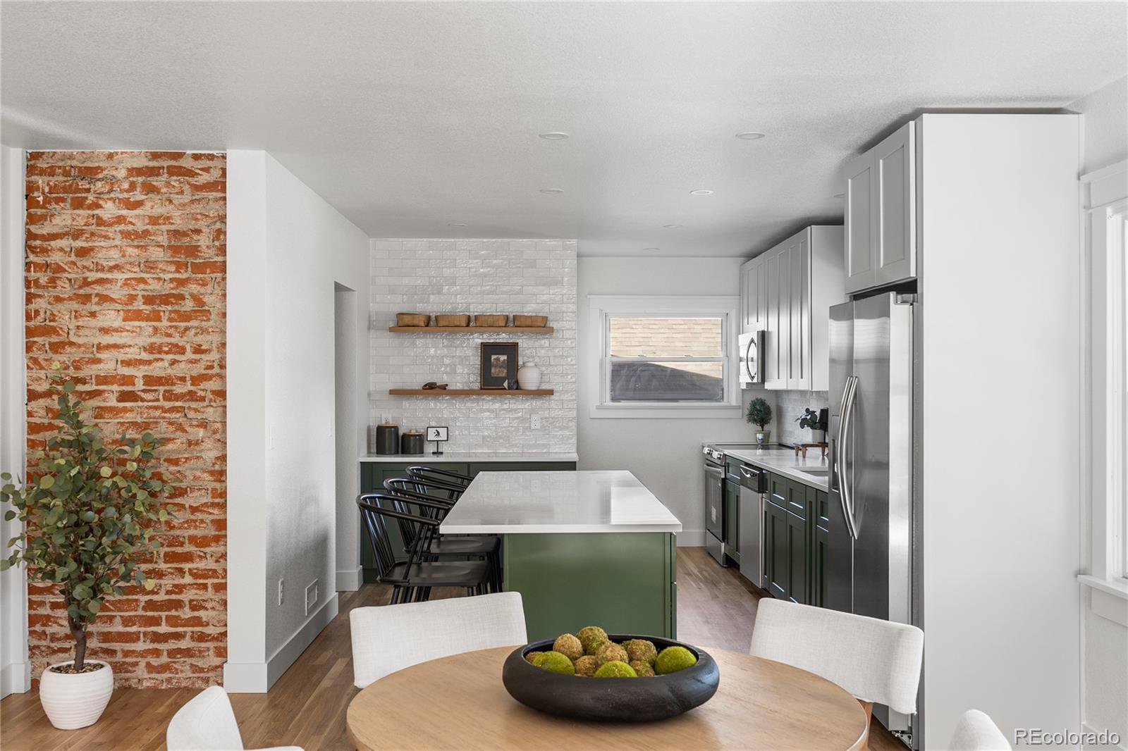 MLS Image #11 for 701 w quincy avenue,englewood, Colorado