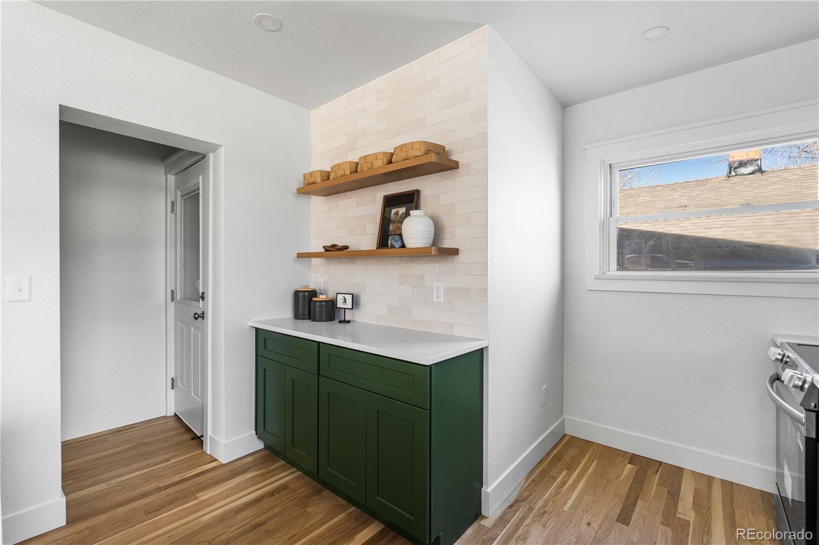 MLS Image #12 for 701 w quincy avenue,englewood, Colorado