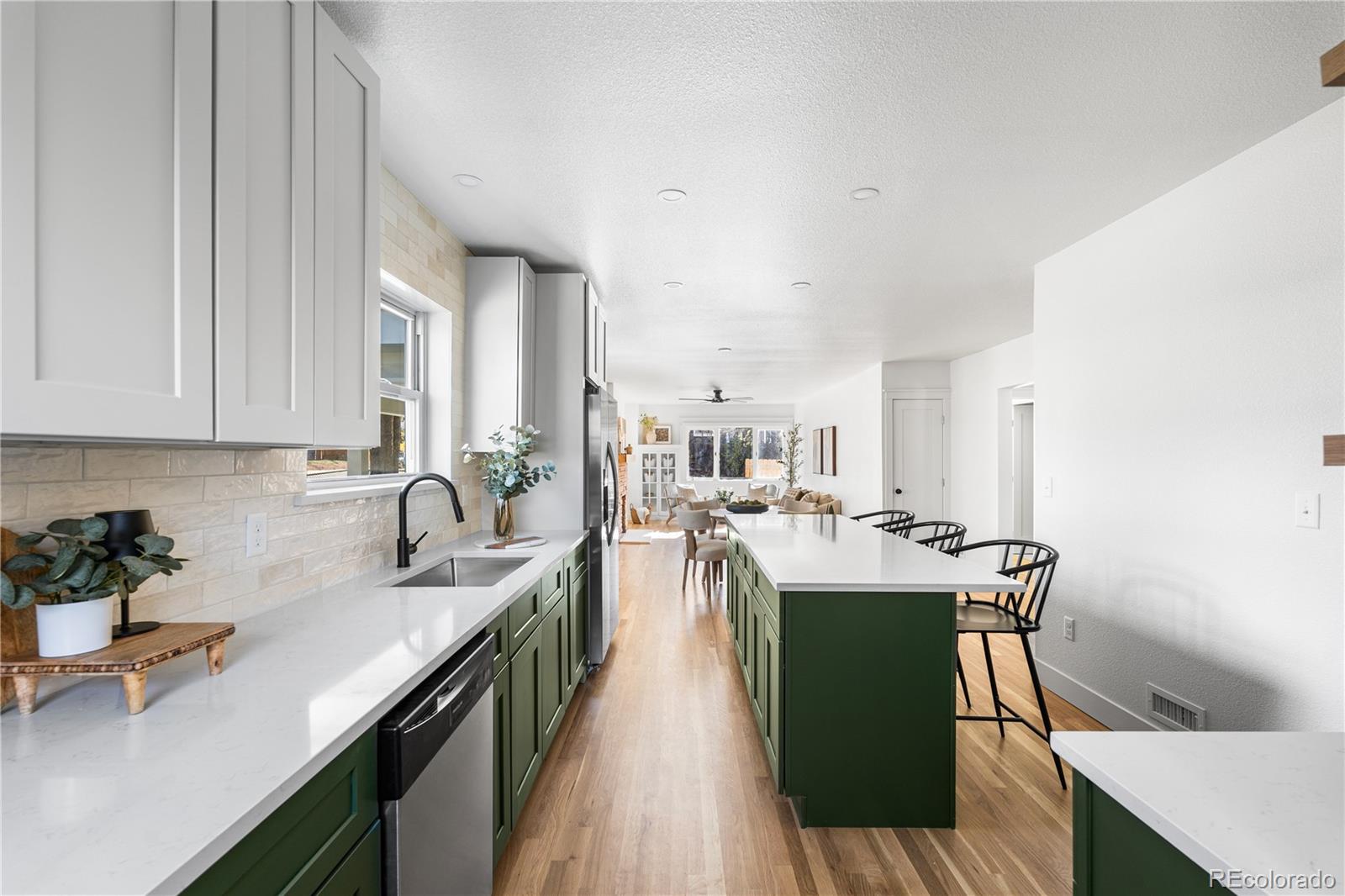MLS Image #18 for 701 w quincy avenue,englewood, Colorado