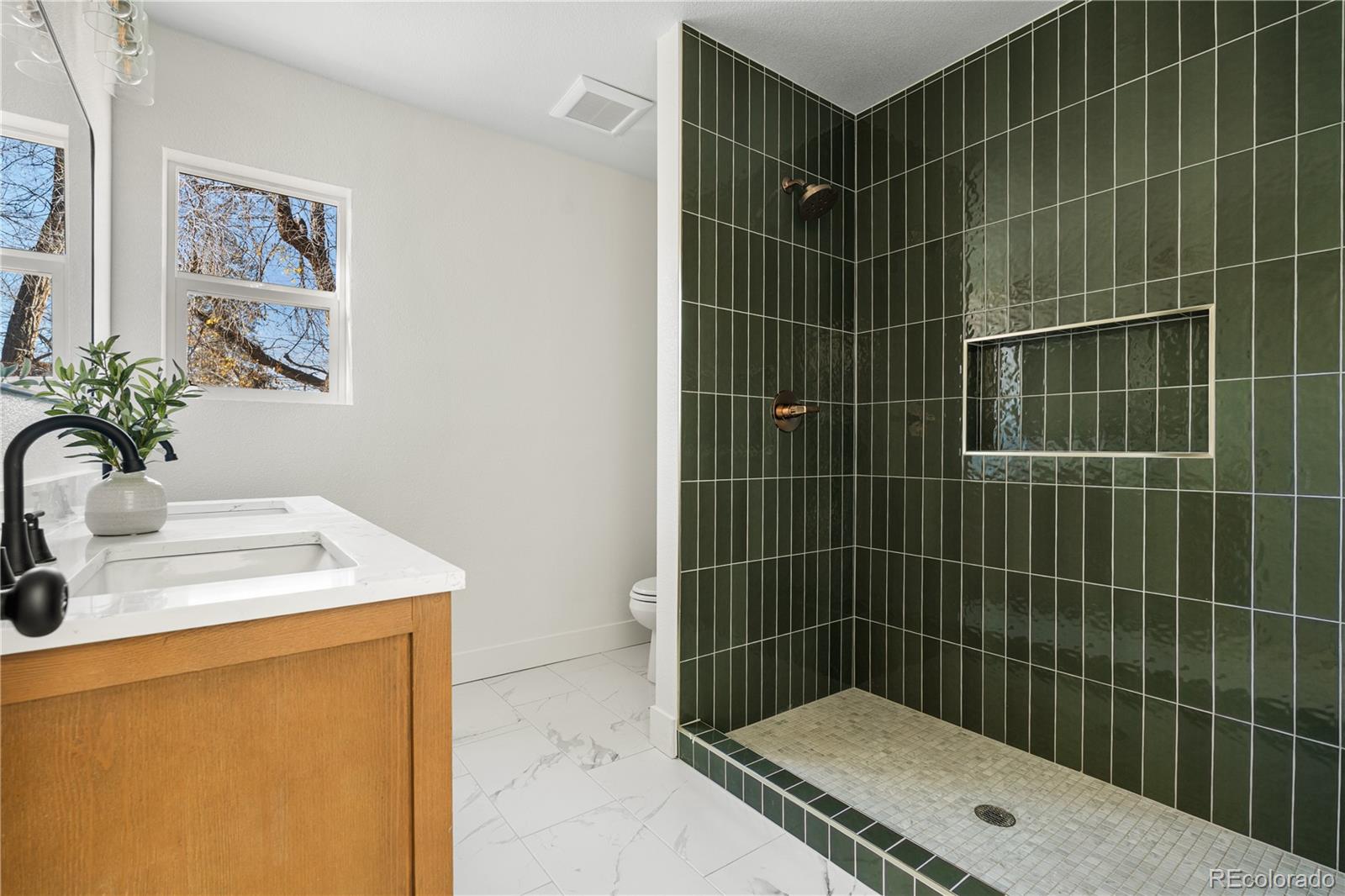 MLS Image #28 for 701 w quincy avenue,englewood, Colorado