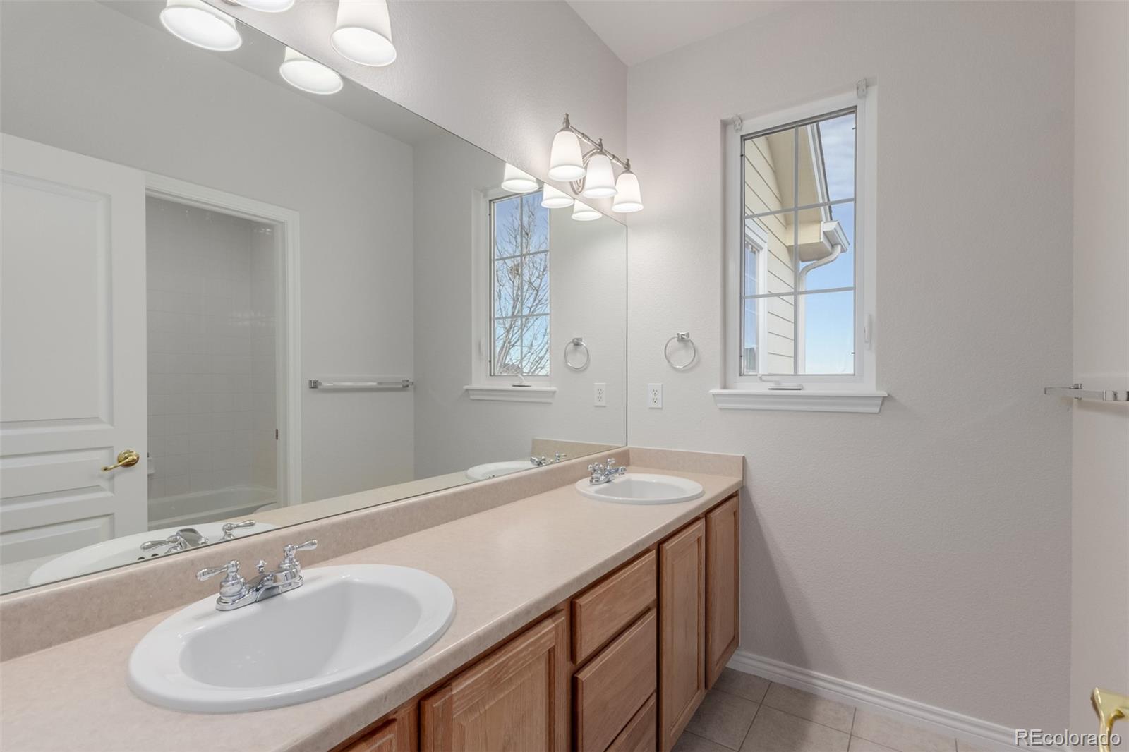 MLS Image #25 for 831  kirby court,watkins, Colorado