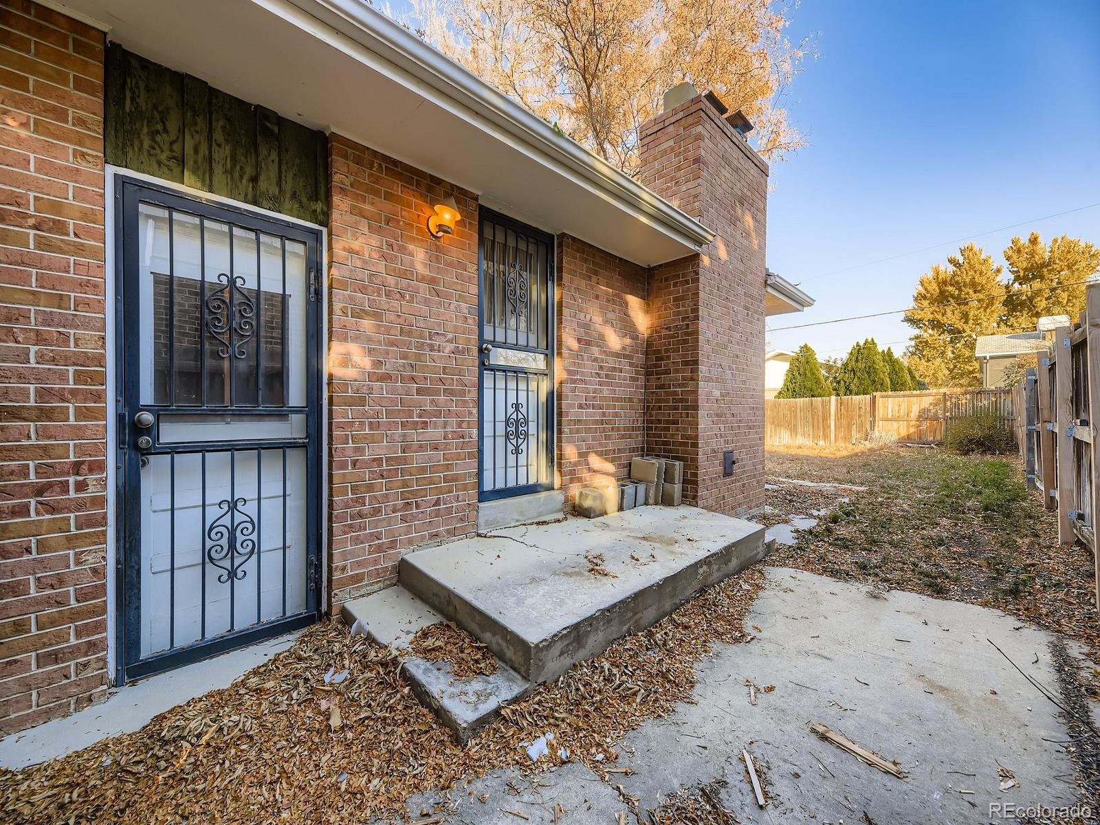 MLS Image #2 for 2142 s harlan street,denver, Colorado