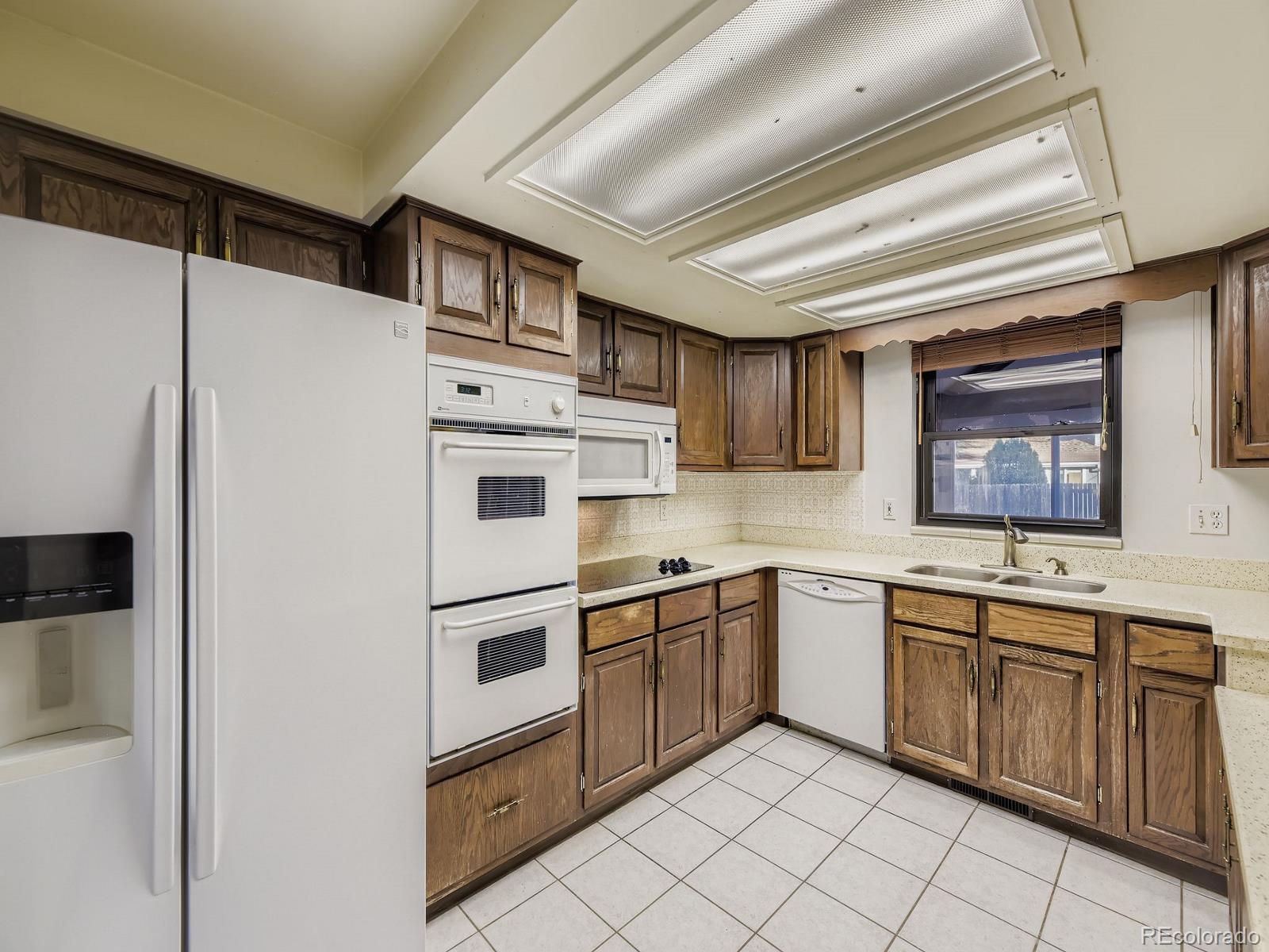 MLS Image #9 for 2142 s harlan street,denver, Colorado