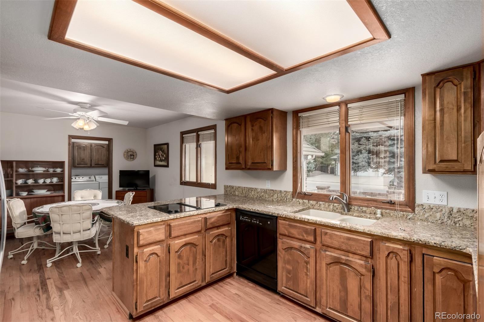 MLS Image #8 for 12081 w 54th avenue,arvada, Colorado
